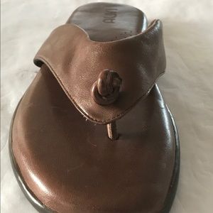 Auri Elegant Leather Cushioned Men’s Sandal